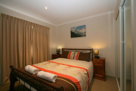 Boronia 4/30 Nettin Circuit - Melbourne Tourism 2