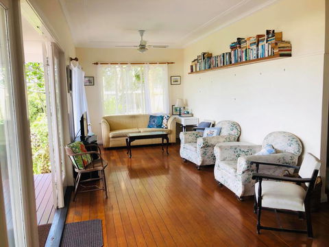 BOSCOBEL COTTAGE - MAGICAL BEACH & RIVER VIEWS - KINGSCLIFF - Melbourne Tourism 2