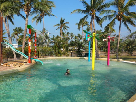 Bowen Holiday Park - Melbourne Tourism 0