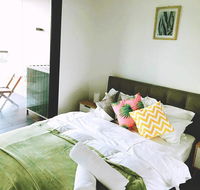 Brand New 2 bed Apartment with Absolute Park View - Melbourne Tourism