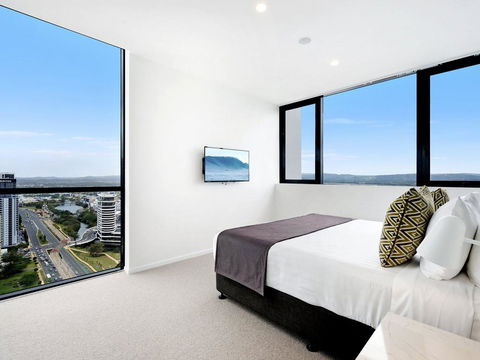 BRAND NEW Qube Broabeach Luxury 2 Bedroom - Melbourne Tourism 2