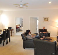 Brayfield Cottage - Melbourne Tourism