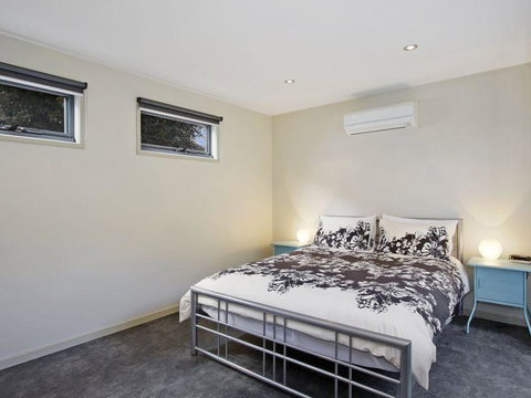 Breakaway Bright - Superb Townhouse - Melbourne Tourism 3