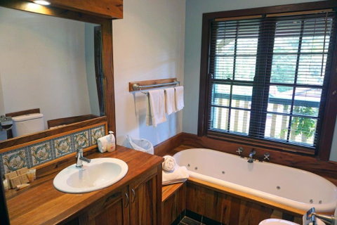 Bridgefield Guest House - Melbourne Tourism 1