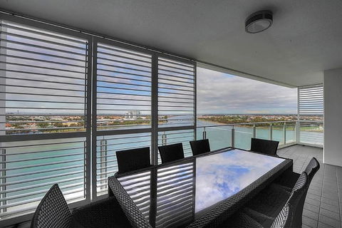 Bridgepoint 1105 - Melbourne Tourism 3