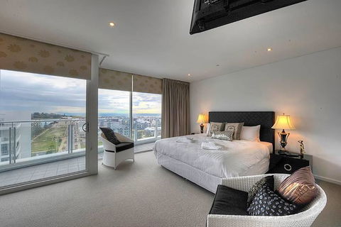 Bridgepoint 1105 - Melbourne Tourism 0