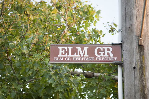 Brighton House - Melbourne Tourism 1