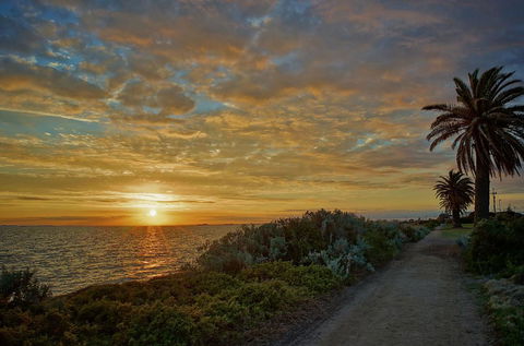 Brighton Serviced Apartments - Melbourne Tourism 1