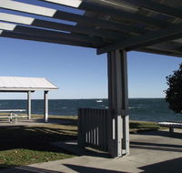 Bring the family dog and the boat to Welsby Pde Bongaree - Melbourne Tourism
