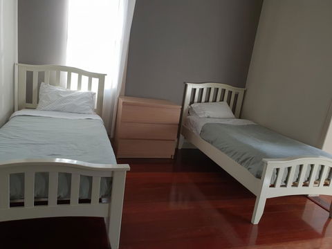 Bunbury's Most Convenient Location - Unit 2 - Melbourne Tourism 2