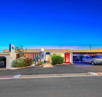 Bundaberg Coral Villa Motor Inn - Melbourne Tourism