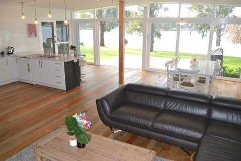 Bundalong Waterfront- 28 Graham Ave, Bundalong - Melbourne Tourism 2