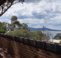 Bundilla 3 - Lake views from the Balcony - Melbourne Tourism