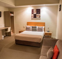 Burkes Hotel Motel - Melbourne Tourism