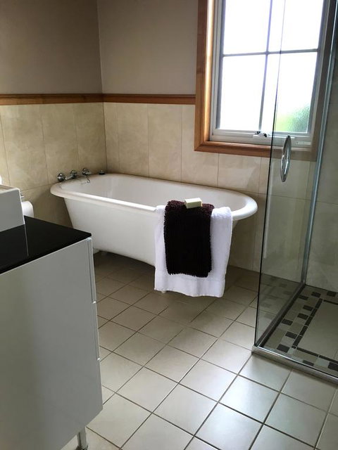 Cable Station Accommodation - Melbourne Tourism 3