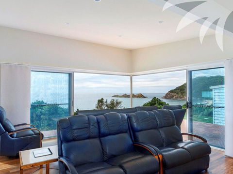 Cair Paravel At Seal Rocks - Melbourne Tourism 3