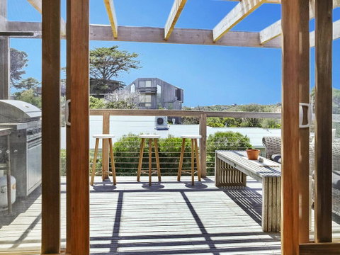 Caldermeade - Melbourne Tourism 1