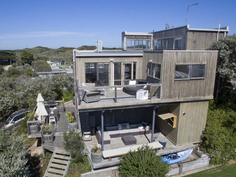 Caldermeade - Melbourne Tourism 0