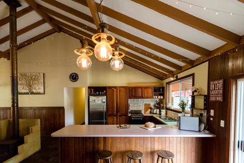 Camellia Cottage - Melbourne Tourism 3