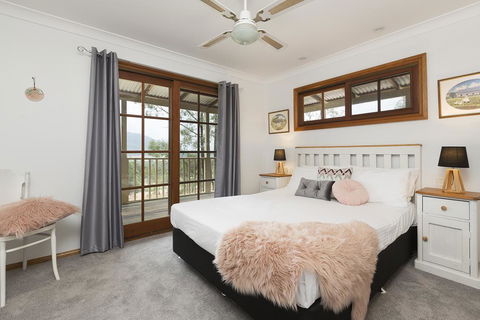 Cants Cottage - Melbourne Tourism 1