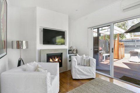 Capella Villa No. 3 - Luxurious Beachside Style - Melbourne Tourism 1
