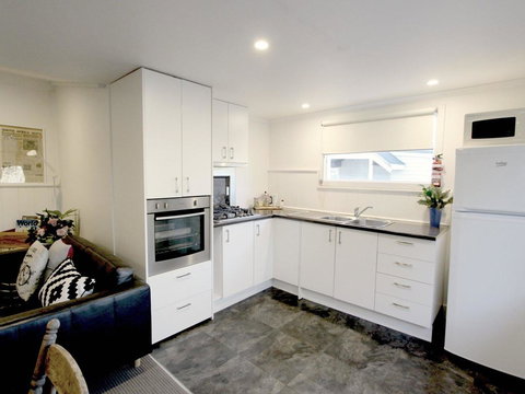 Cara - Melbourne Tourism 1