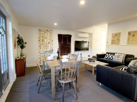 Cara - Melbourne Tourism 3