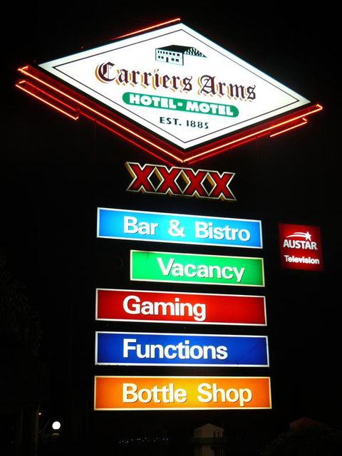 Carriers Arms Hotel Motel - Melbourne Tourism 3