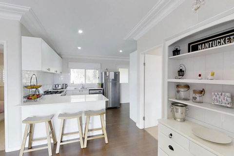 Casa Sorella - Beachfront Family Home - Melbourne Tourism 3