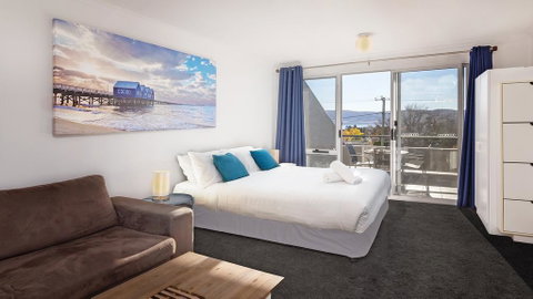 Cascades 7- Centrally Located With Beautiful Views - Melbourne Tourism 0