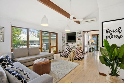 CASTAWAY - Melbourne Tourism 0