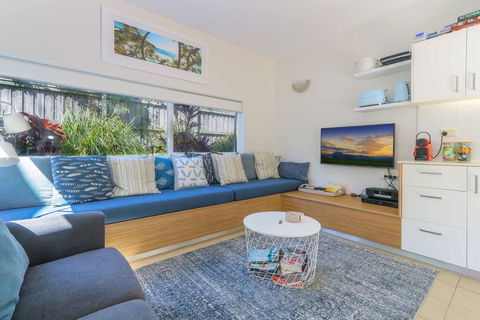 Casuarina Beach Haven - Pandanus 6 - Melbourne Tourism 1