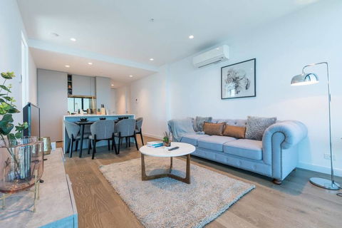 CBD Spectacular View 2 Bedroom Apt @Victoria One - Melbourne Tourism 1