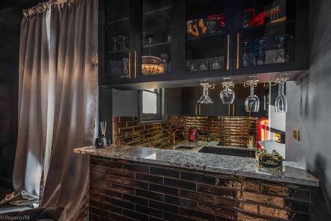 Celestial Suite - Melbourne Tourism 1