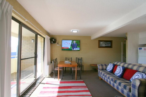 Central Park 10/1 Snowy River Avenue - Melbourne Tourism 1