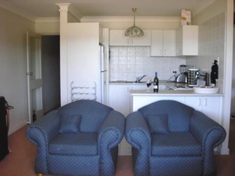 Central Park Apartment - Melbourne Tourism 2