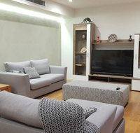 CHELSEA Family Home Close to Beach  Shops