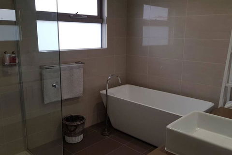 CHELSEA Family Home Close To Beach & Shops - Melbourne Tourism 2