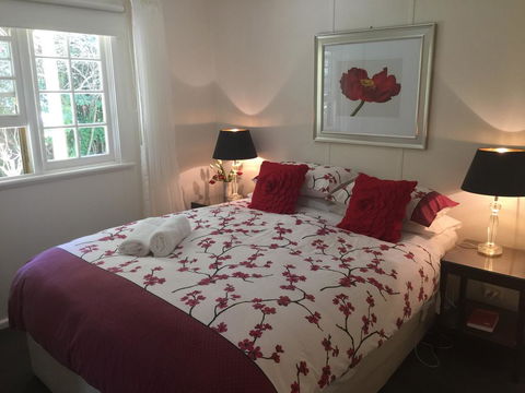 Chestnut Tree Holiday Units - Melbourne Tourism 3