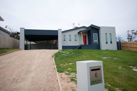 Chevallier - Melbourne Tourism 0