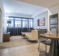 Chic  comfy 1 Bed home Silkari Suite Chdatswood - Melbourne Tourism