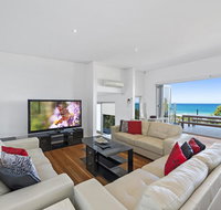 Cinque Terre Beach House - Melbourne Tourism