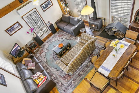 Clervaux Cottage - Melbourne Tourism 0