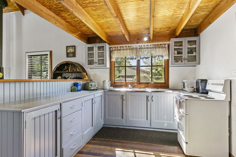 Clervaux Cottage - Melbourne Tourism 3