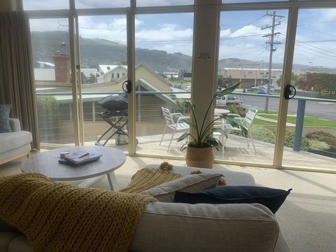 Cloud Nine - Melbourne Tourism 3