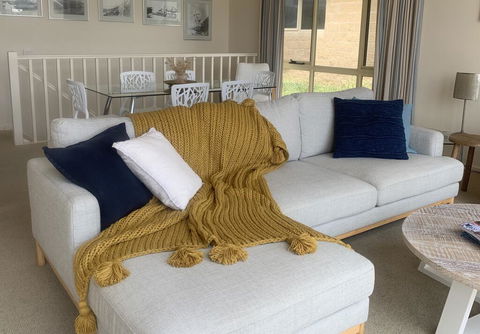 Cloud Nine - Melbourne Tourism 1