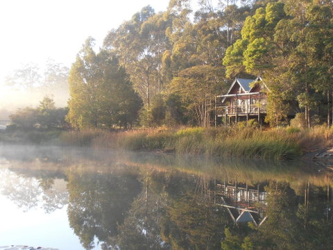 Cloudlake Mountain Retreat - Melbourne Tourism 0