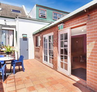 Clover Free Car Parking Hostel - Melbourne Tourism