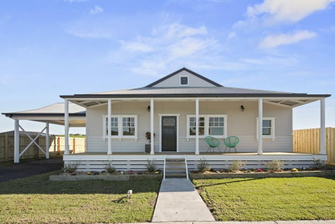 Cloverdale Cottage - Melbourne Tourism 0