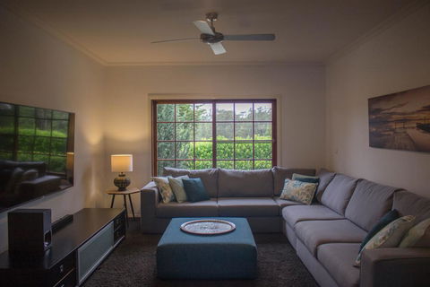 Colorado - Beauty Nestled In The Heart Of Bonville - Melbourne Tourism 1